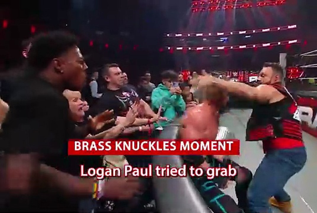 IShowSpeed sorprende al público de WWE tras noquear a LA Knight en RAW