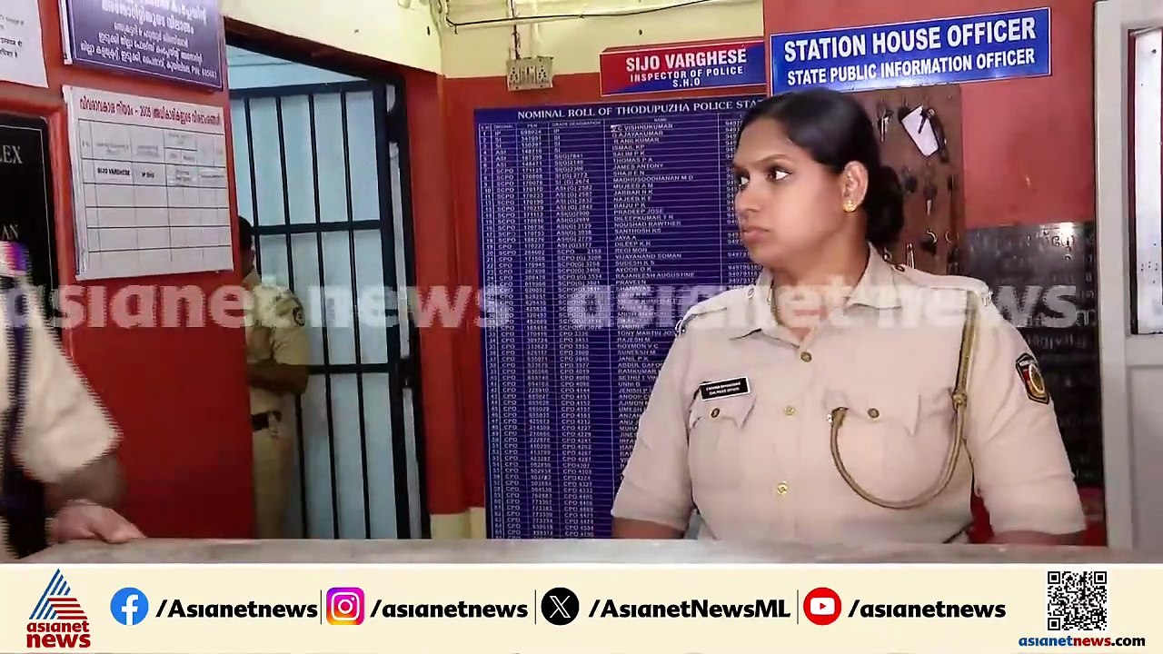 സംവിധായകൻ രഞ്ജിത്തിനെ കൊച്ചിയിൽ നിന്നുള്ള പൊലീസ് സംഘത്തിന് കൈമാറി