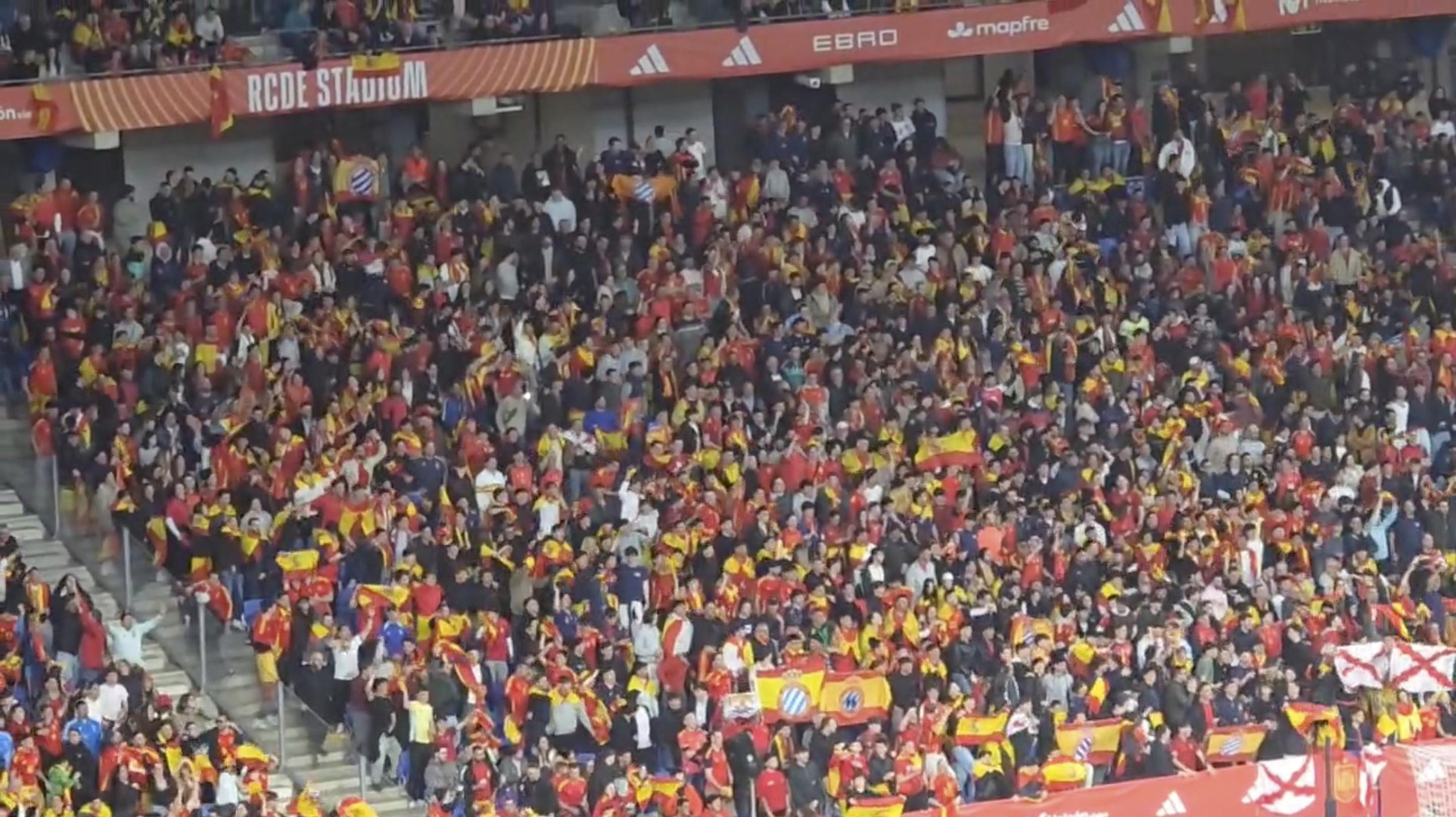 Vergonzoso cántico en Cornellà: "Musulmán el que no bote es"