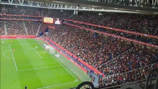 Cánticos racistas de aficionados durante el amistoso de España vs Egipto