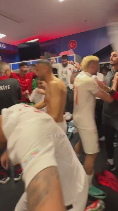 Güler estará en el Mundial: asi ha sido su celebración en el vestuario