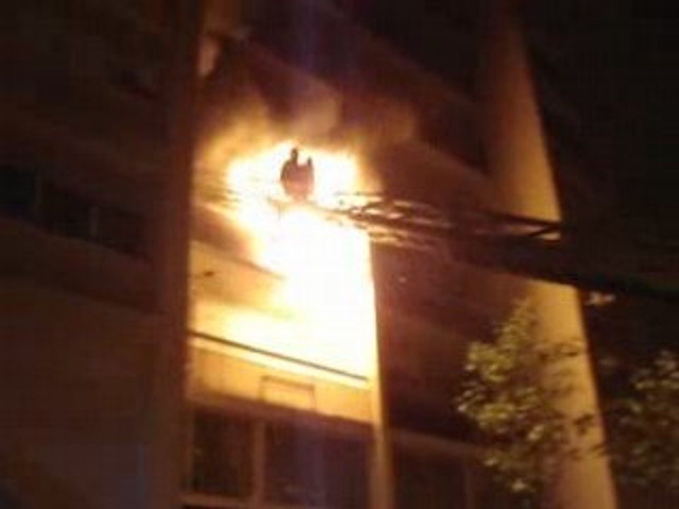 Violent feu d'appartement/SPP metier dangereux ?
