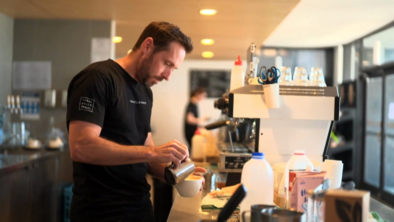Canberran businesses feel great pain at the hip pocket from Middle East conflicts