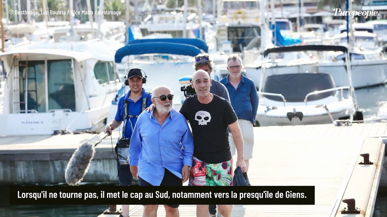 EXCLU "J'y vais avec ma chérie..." : Dans le Var, Gérard Jugnot possède une magnifique villa rouge qui surplombe la mer