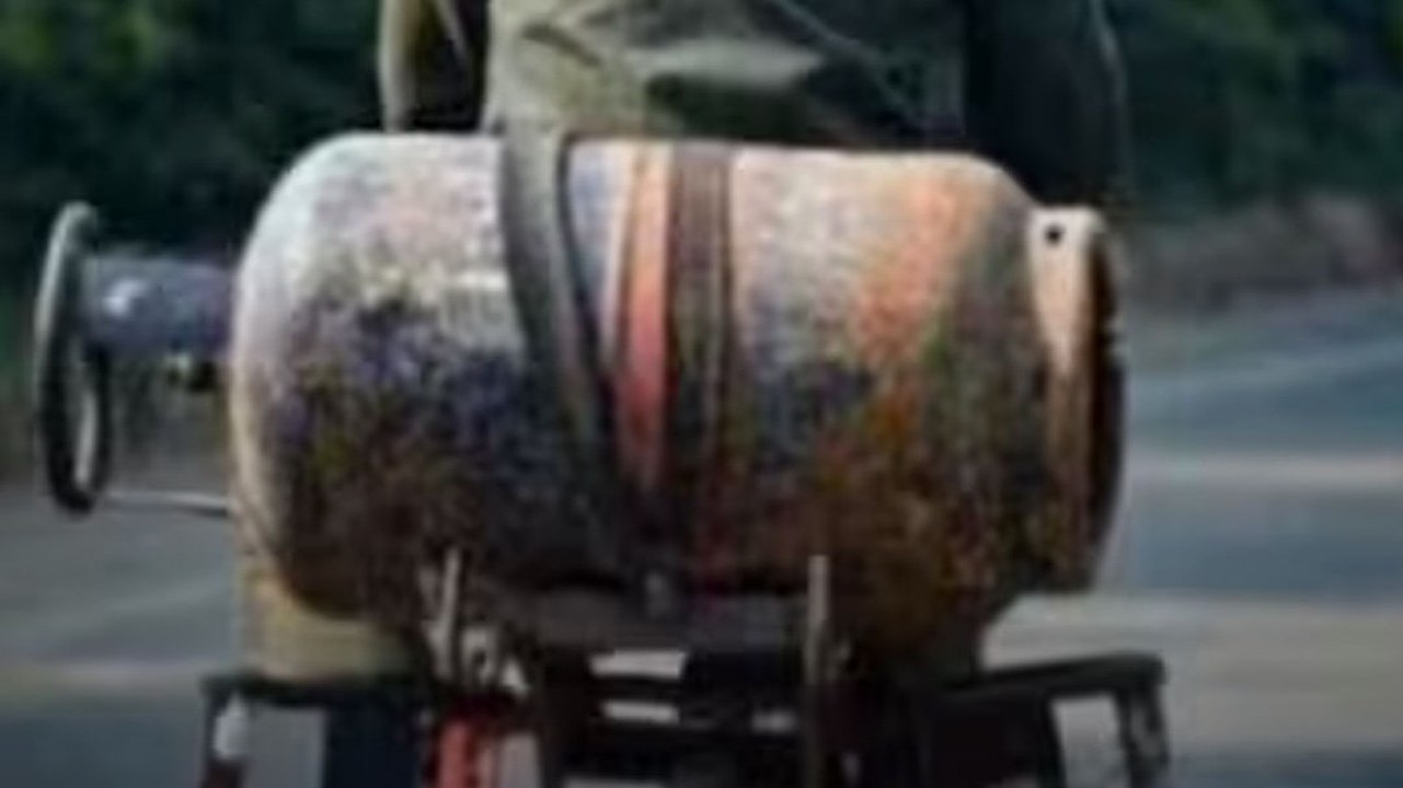 LPG Price Hiked: इन शहरों में 1 अप्रैल से महंगा हुआ LPG सिलेंडर, जानें नए रेट