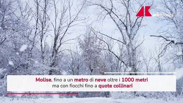 Maltempo, Abruzzo e Molise sommersi di neve: è ancora allerta rossa in tre Regioni