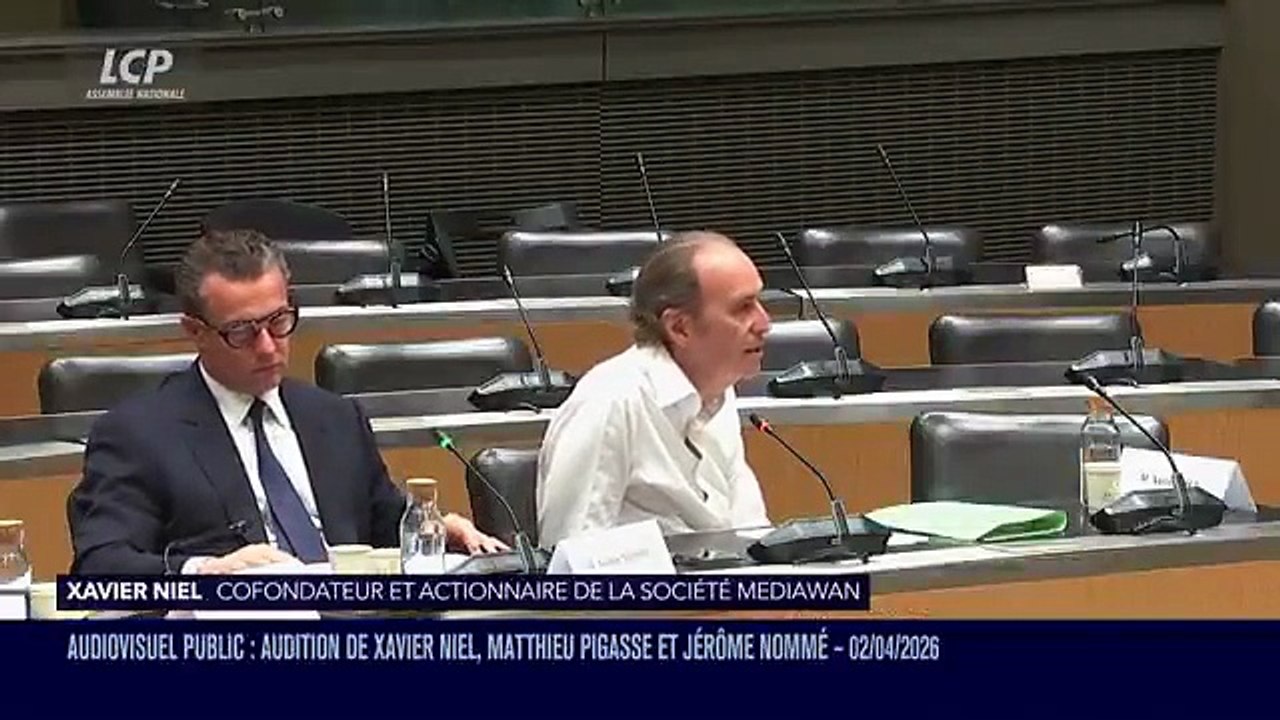 La commission parlementaire sur l'audiovisuel public est "un cirque" et "je ne suis pas un clown": le milliardaire Xavier Niel a violemment mis en cause le rapporteur de cette commission, le député ciottiste Charles Alloncle, jeudi au début de son auditio