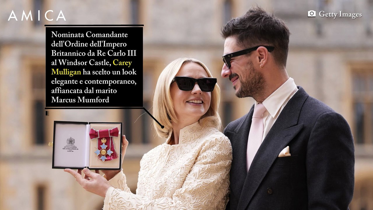 Con i pantaloni barrel al cospetto di re Carlo? La scelta di Carey Mulligan