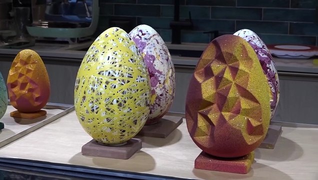 Espanha: monas de Páscoa tradicionais ganham toque contemporâneo em Barcelona
