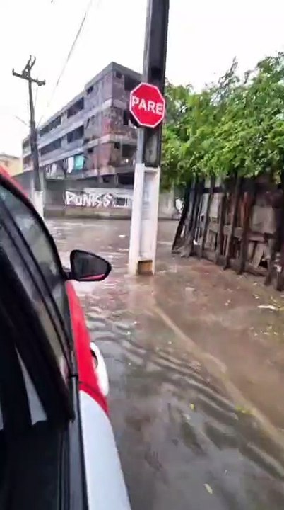 Alagamentos na parte baixa da capital alagoana