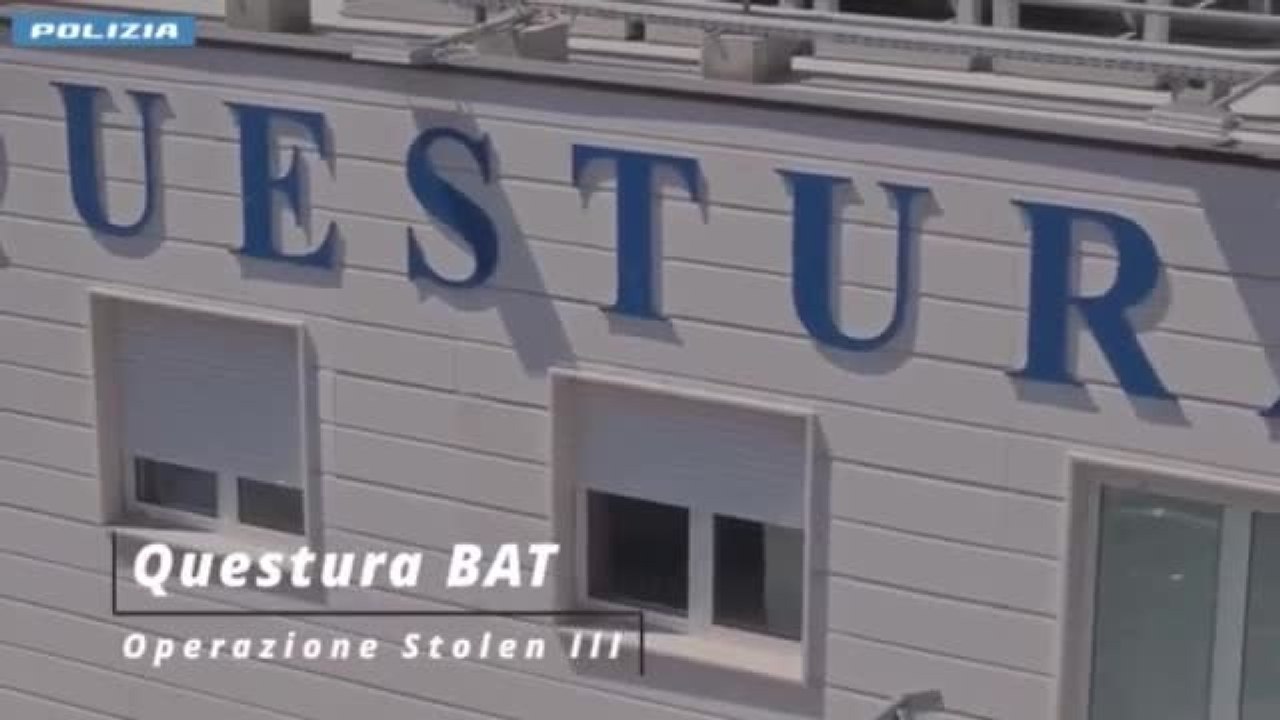 Smantellata la banda dei furti d'auto tra Cerignola e Barletta, il blitz della polizia: 15 arresti