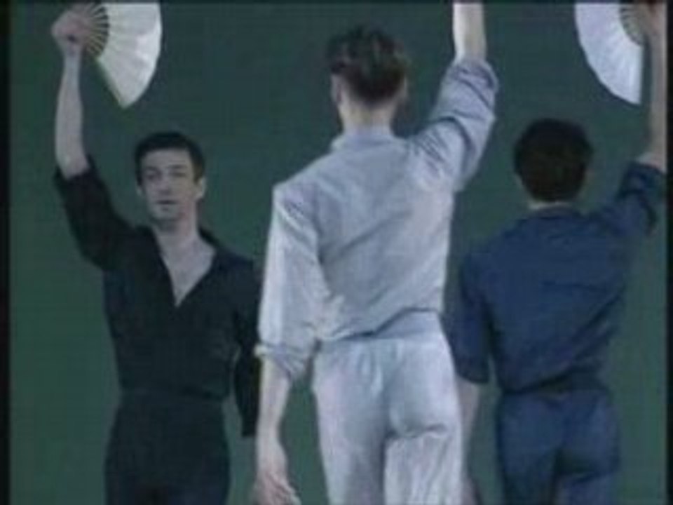 42 Danse des eventails