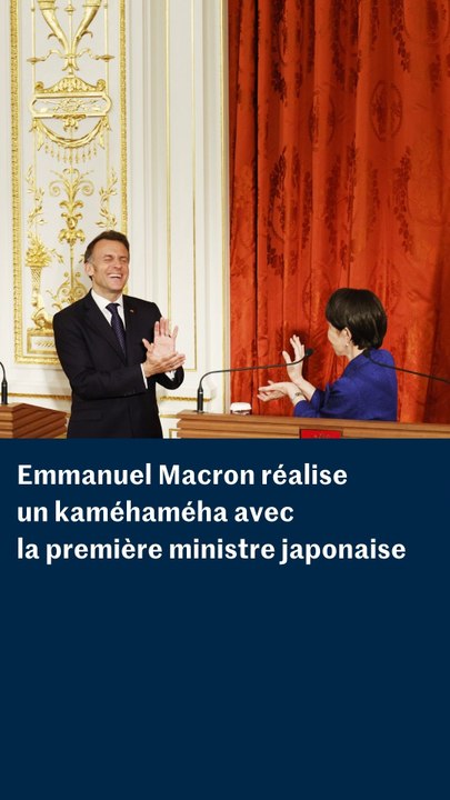 Emmanuel Macron réalise un kaméhaméha avec la première ministre japonaise