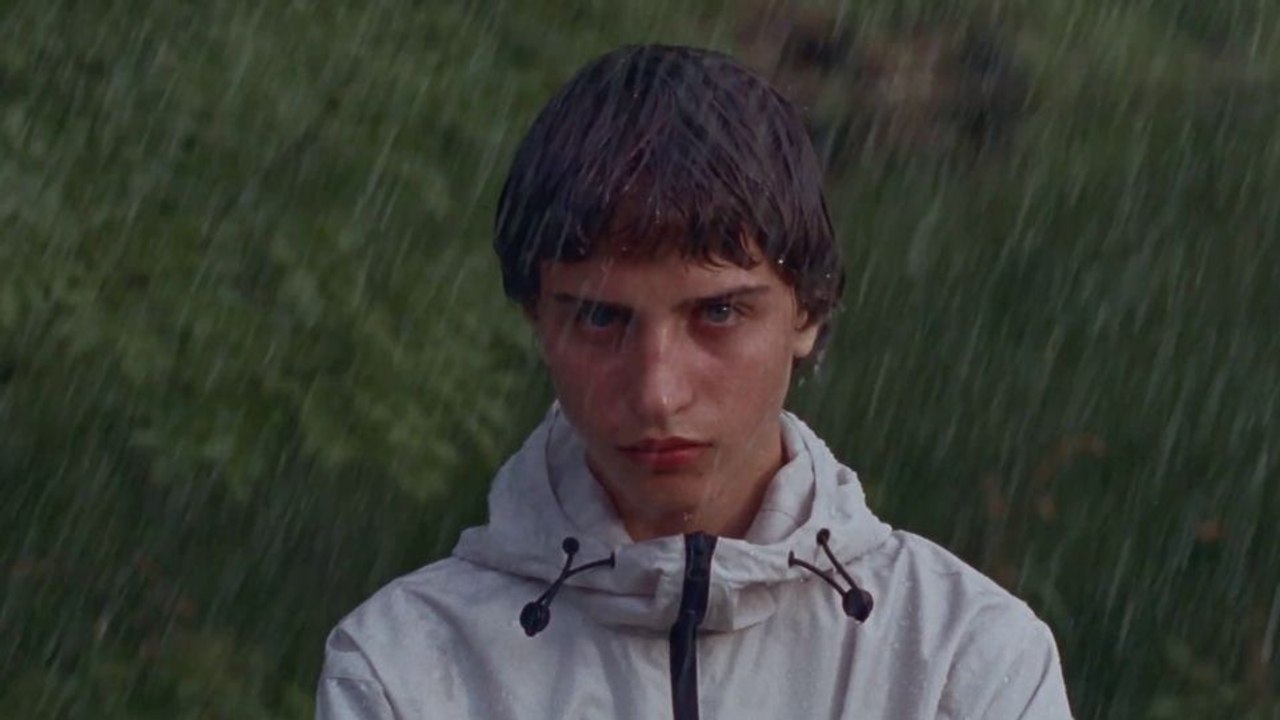 Strange River Trailer OmdU