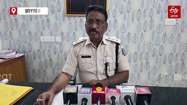 गढ़वा में सड़क हादसे में युवक की मौत के बाद ग्रामीणों ने किया सड़क जाम, पुलिस ने किया बल प्रयोग