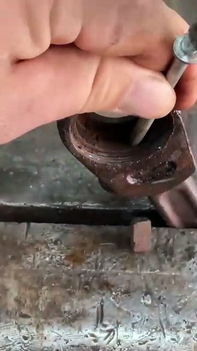 Restoration of Soviet ratchet [720p]