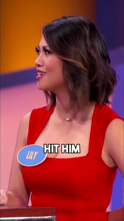 Steve Harvey Nails Reaction to “Hit Him” Answer on Family Feud