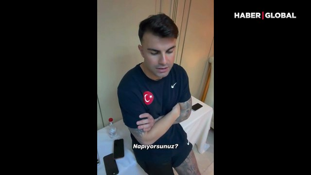 Merih Demiral'dan Kosova vloğu: Islıklayın, ıslıklayın!