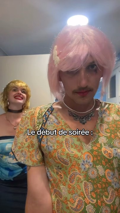 #HUMOUR La première vidéo a été tourné au îles canarie en octobre dernier et la deuxième y’a deux jours en France (ma voiture  était en stationnement, je  n’étais en aucun cas responsable) je trouvais ça drôle