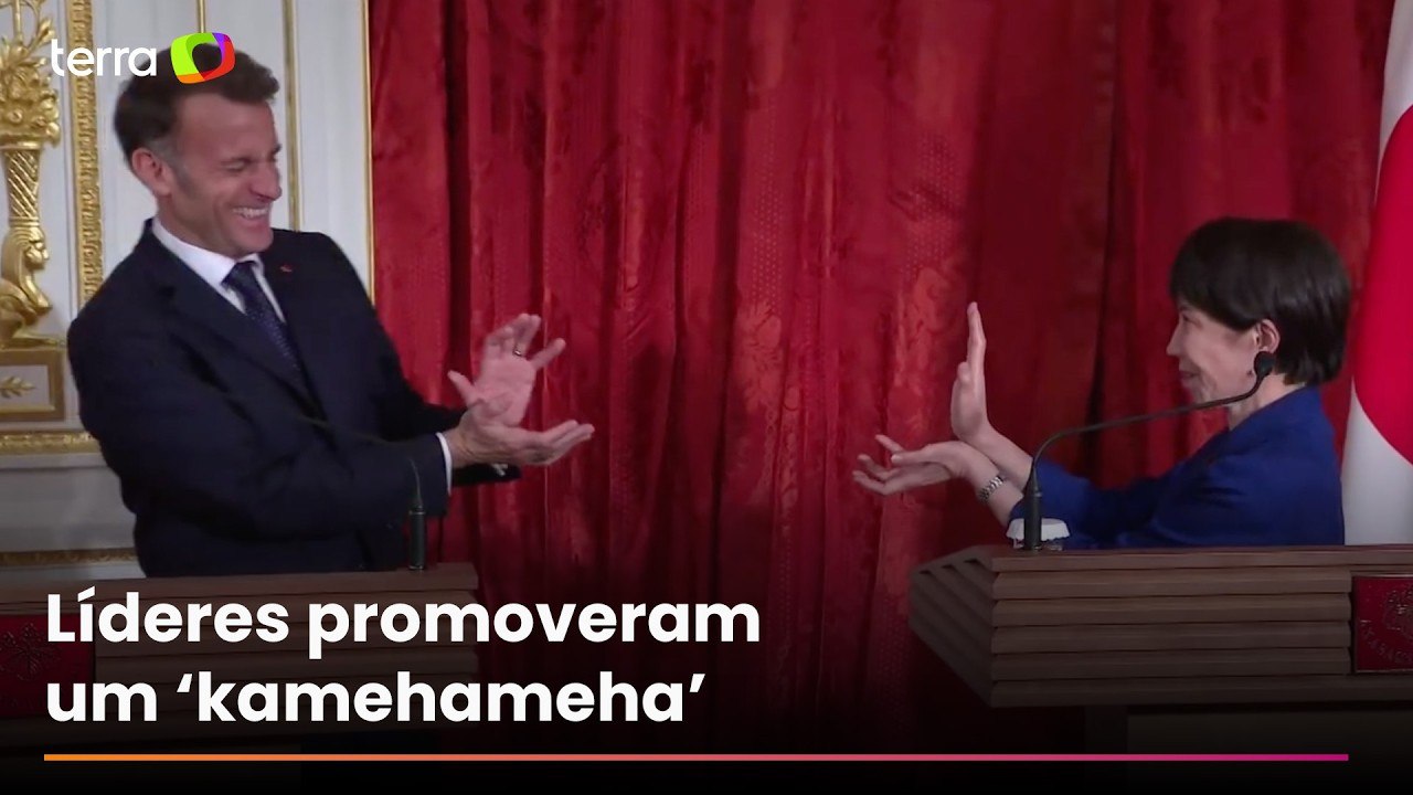 Macron e primeira-ministra do Japão se despedem de encontro com gesto de 'Dragon Ball'