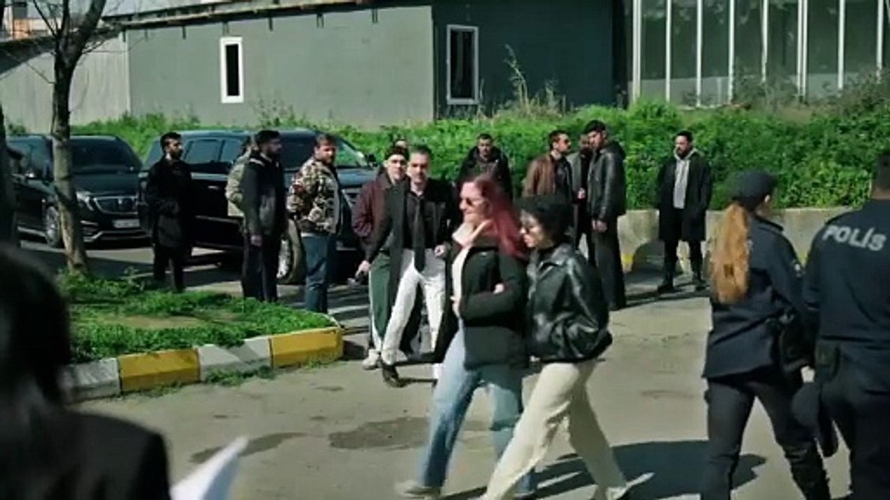 مسلسل اخي الحلقة 41 الحادية والاربعون مدبلجة