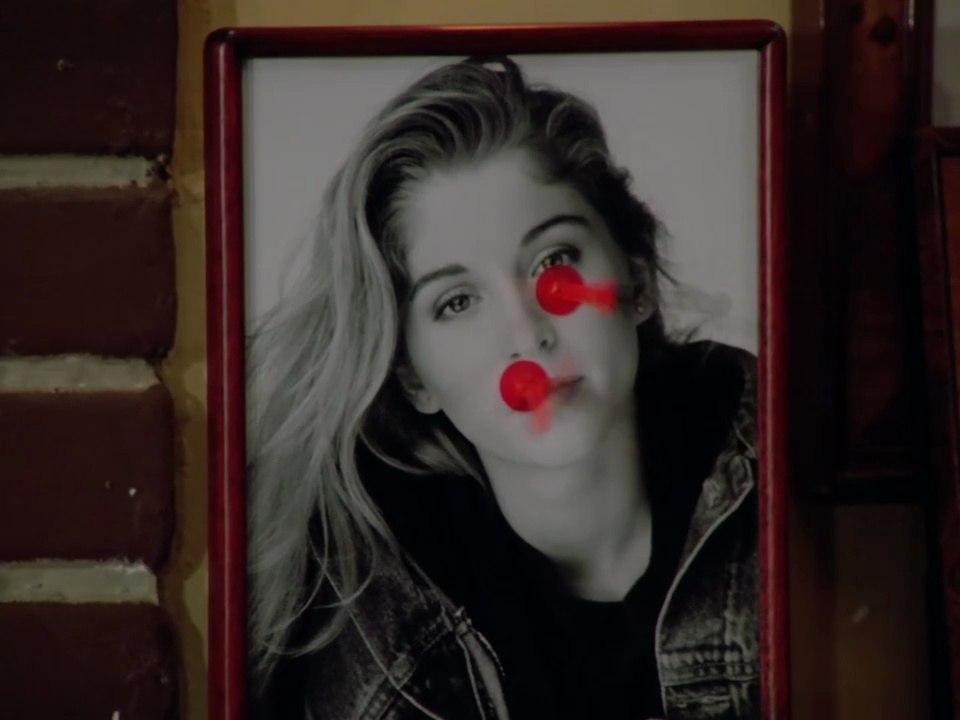 Notre Belle Famille - La patronne