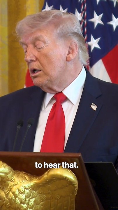 Trump first sitting president to attend SCOTUS arguments