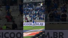 Efeito Artur Jorge? Cruzeiro faz três gols em 6 minutos e passa por cima do Vitória no Mineirão