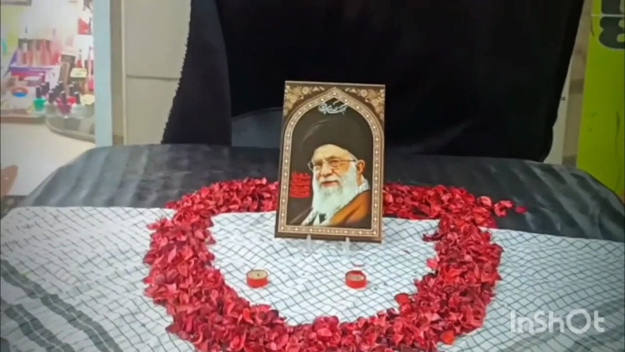 Khamnei Kausar Hai