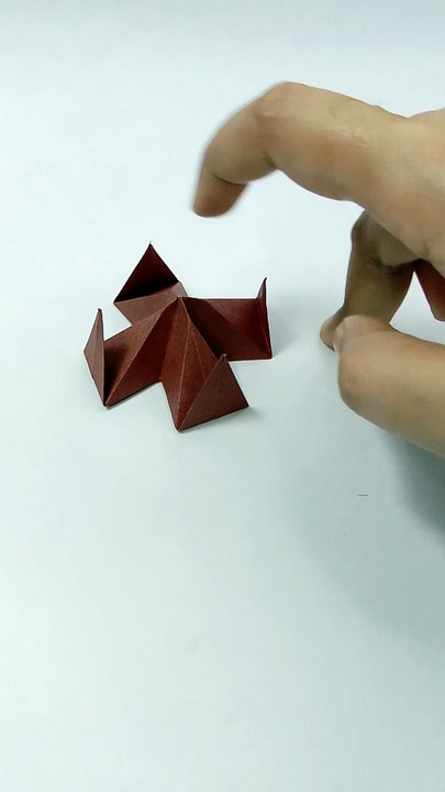 Warning: This Paper Toy Will Catch Your Finger!