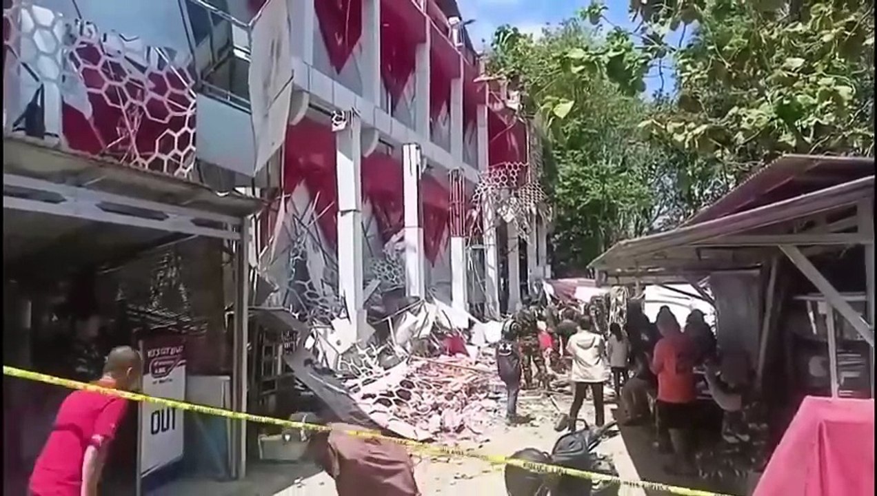 Un seísmo de magnitud 7,4 sacude el mar de las Molucas en Indonesia, levantan la alerta de tsunami