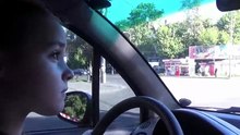 Bad Baby Угнали Машину Родителей много игрушек Bad Kids Driving Parents Car in Real Life