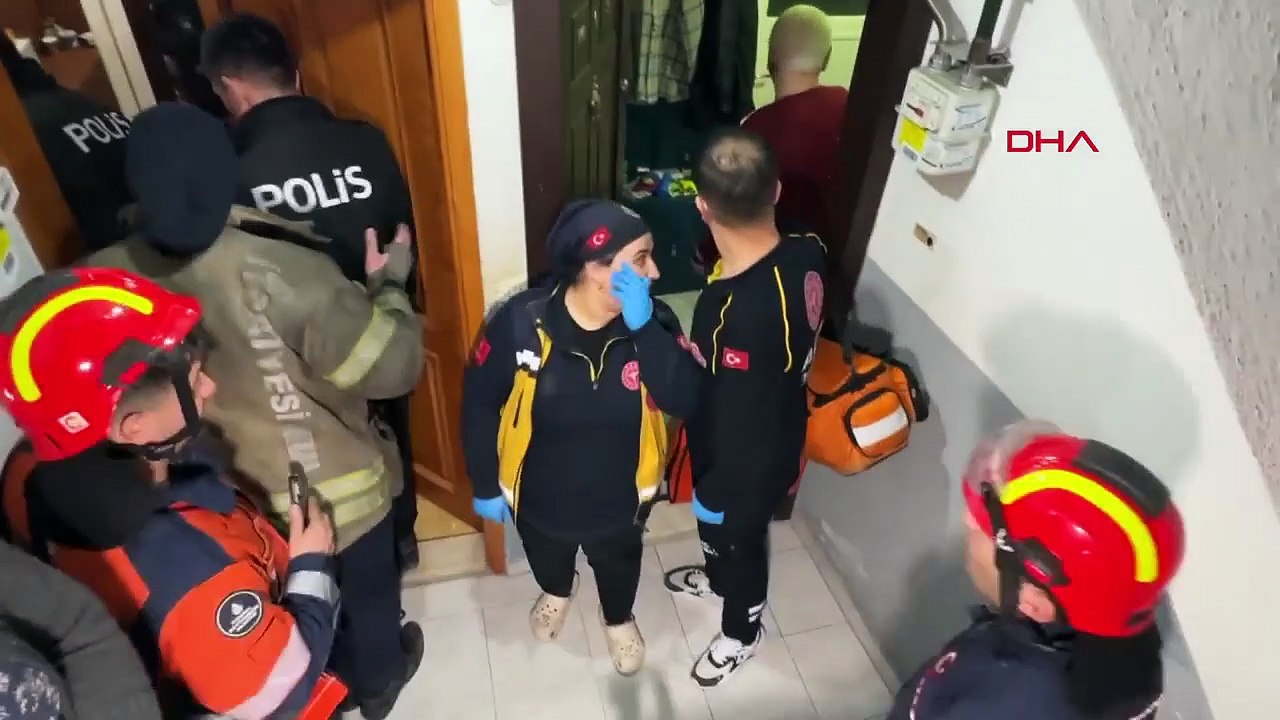 13 köpekle aynı evdeydi! İtfaiye kapıyı kırınca gerçek ortaya çıktı