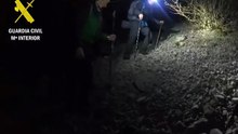 Así ha rescatado la Guardia Civil a un montañero en León