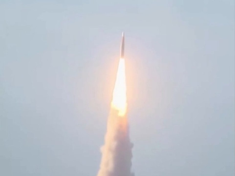 NASA: Artemis 2 startet mit vier Astronauten in Richtung Mond