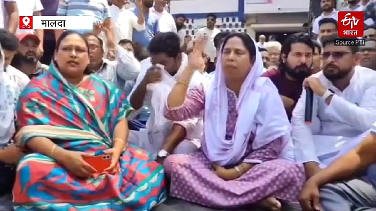 पश्चिम बंगाल के मालदा में 7 न्यायिक अधिकारियों को बनाया बंधक, उग्र भीड़ ने गाड़ियों में की तोड़फोड़