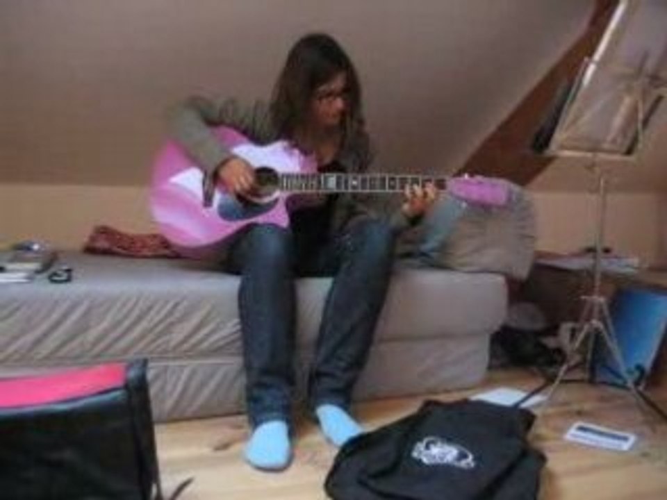 Alba guitar 003