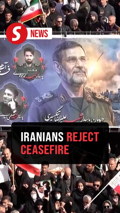 Iranian mourners reject ceasefire calls at funeral of slain commander Tangsiri