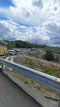 Viajar al Sur se complica: así está el tránsito en el tramo Baní-Azua este Jueves Santo