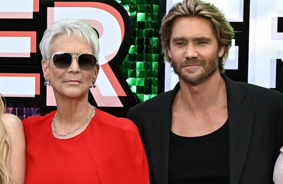 From Funeral director to cop! These celebrities had different career plans before finding fame