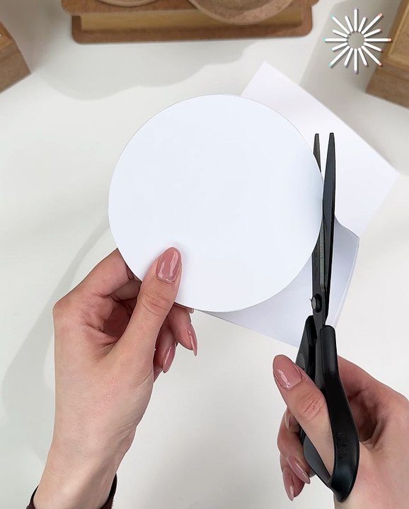 Making beautiful paper flowers is this easy🌼