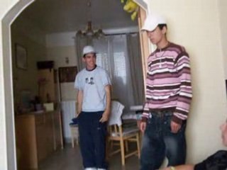 mickael ki danse du hip hop comme une merde