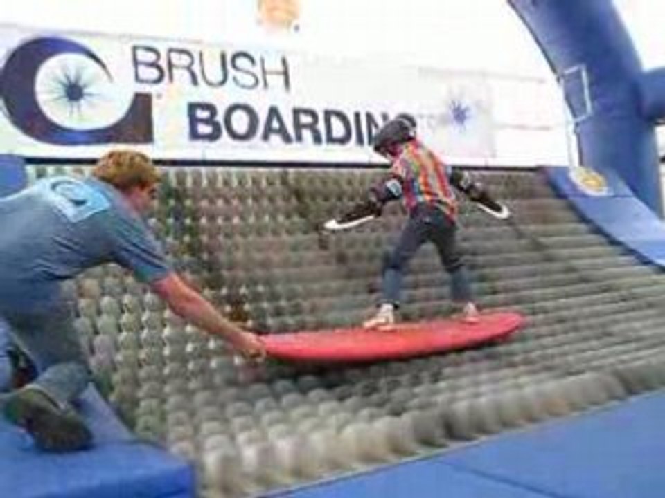 Brush Boarding kid from Blooloop.com