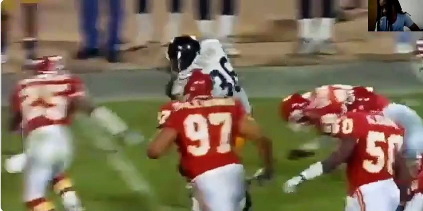 NFL Top 10: Big Guys