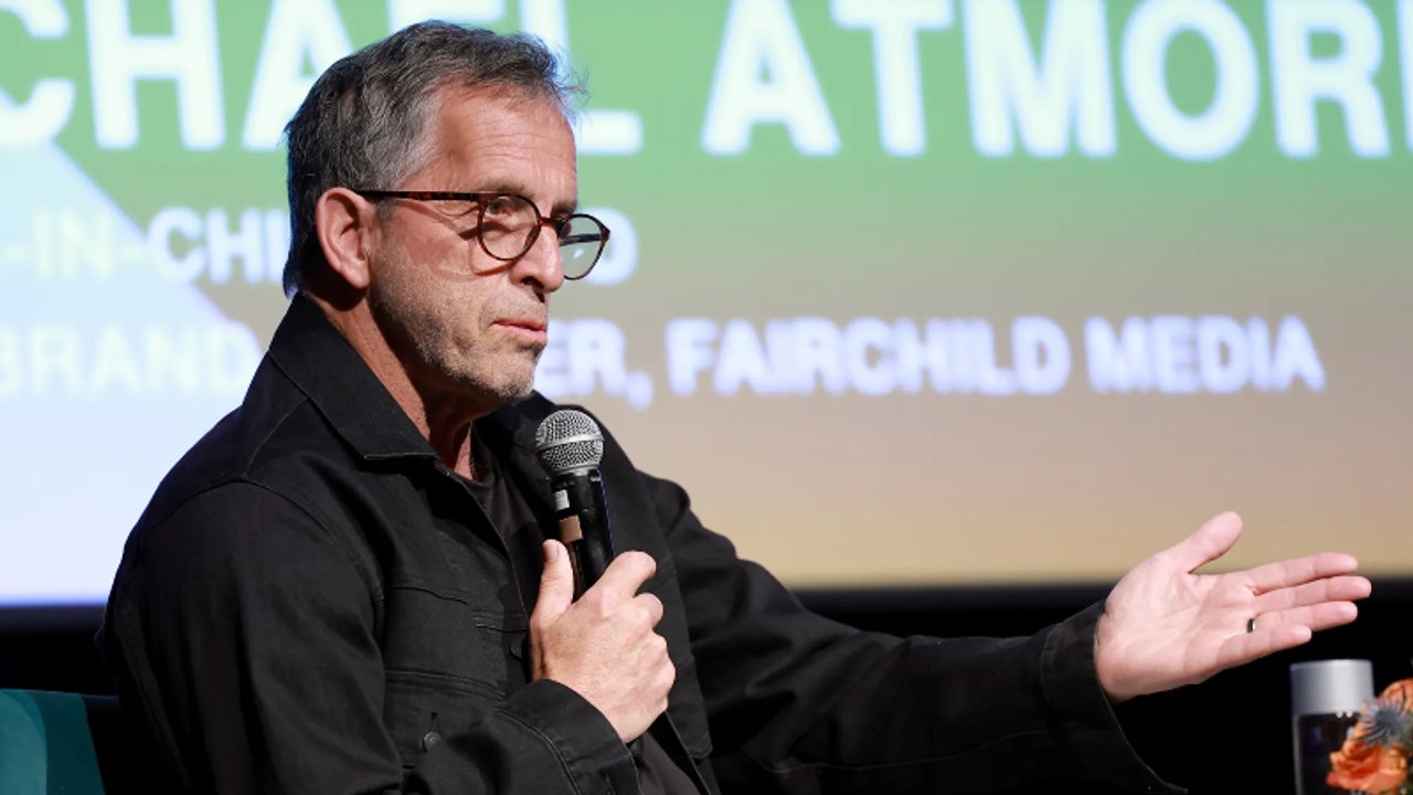 Kenneth Cole Honored With Social Impact Fund's Excellence in Fashion Philanthropy Award | THR Video