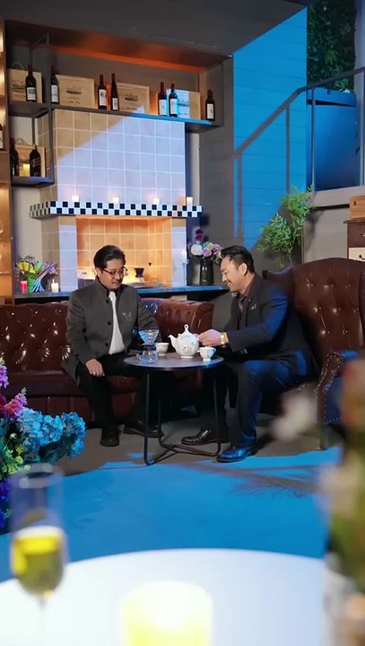 (88) Ending: As an adopted daughter, she has been lonely and unfavored since she was a child, and in order to turn around, she designed to drug Lu Shenyuan, the new boss of Xicheng, in an attempt to use him to ascend to the throne, he saw through her calc