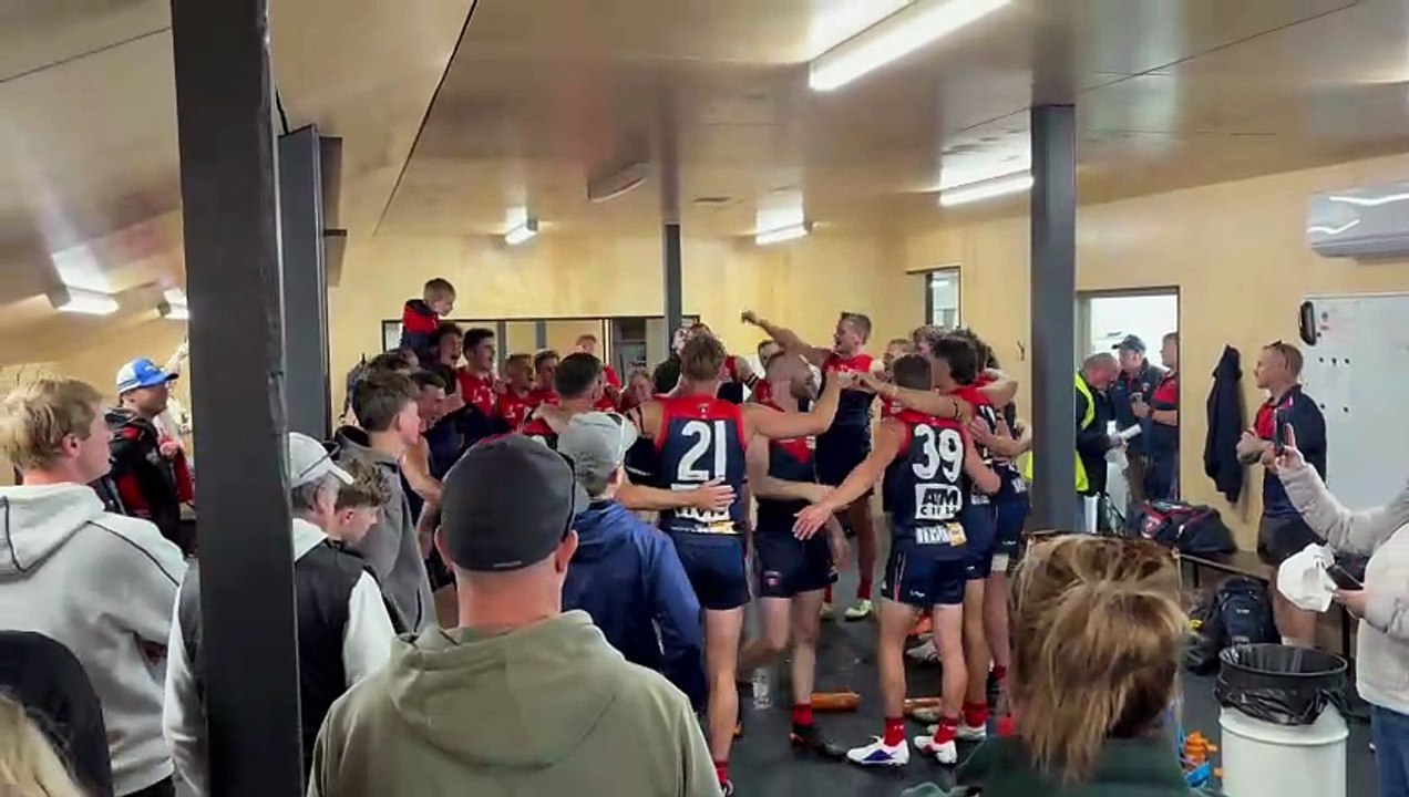 New-look Latrobe sing song