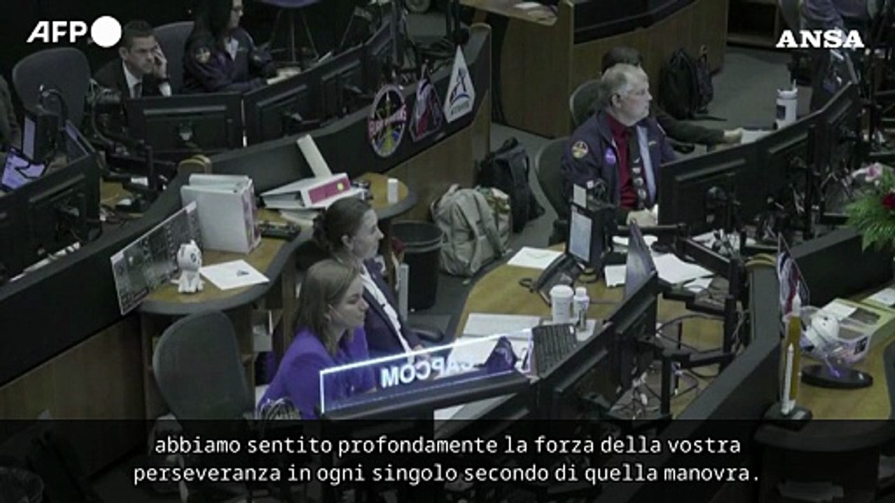 Artemis II: "L'equipaggio si sente piuttosto bene quassu'"