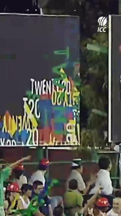 Chris Gayle Sixes Rain 😍 | Dangerous Batting Ever 🏏