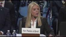 Trump silura Pam Bondi, al suo posto l'ex avvocato personale Blanche